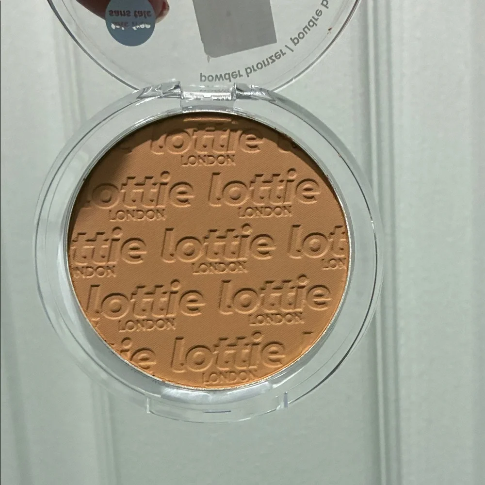 Lottie London Bronzer in “ Sunburst “